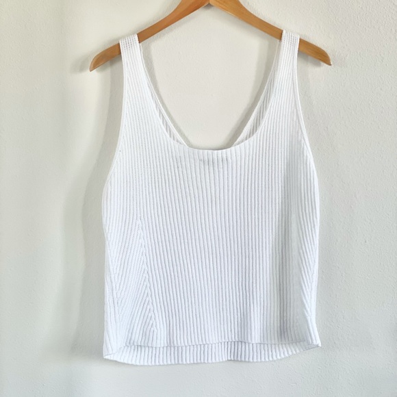 Vince Ribbed Top - Picture 4 of 7